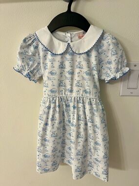 Smockingbird NWT! Classic Blue & White Toile Bunny Dress Size 2